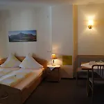 Hotel Gänsleit 3*