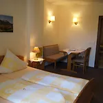 Gänsleit Hotel 3*
