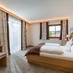 Hotel Gänsleit 3*