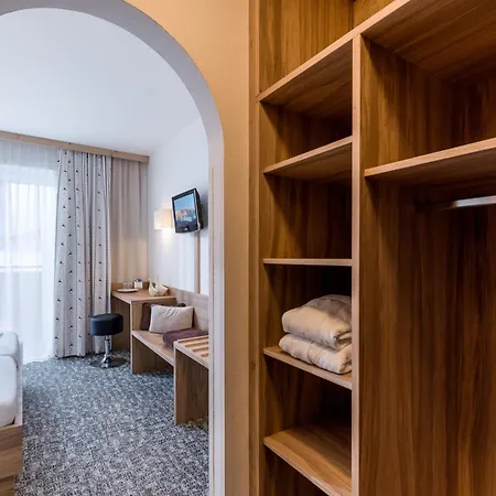 Gaensleit Hotel Söll