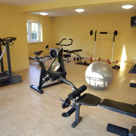 ホテル Gaensleit ゼル