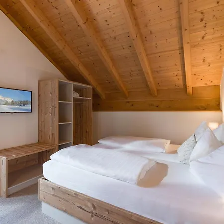 Hotel Gaensleit 3*