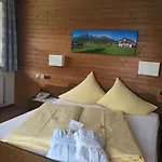 Gaensleit Hotel